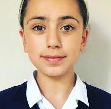 Photo of 11-years Old Muslim Tara Sharif beats top scientists in IQ tests