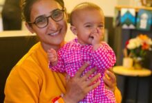 Photo of Bismah changes as mother and cricketer