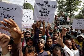Photo of Pakistan Condemns the brutal treatment of Muslims Protesting in India
