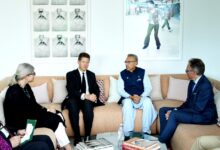 Photo of President visits the British High Commission to condole over the Queen’s sad demise