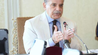 Photo of PM Criticizes On SC Welcoming Gesture to Imran khan