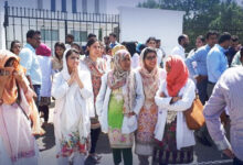Photo of Why 50% of the Female Doctors Never Work After Completing Graduation in Pakistan