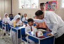 Photo of Indonesia’s $28 Million Meal Program Tackles Malnutrition