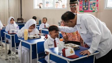 Photo of Indonesia’s $28 Million Meal Program Tackles Malnutrition