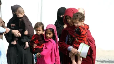 Photo of Pakistan’s Plan to Expel Afghan Women Refugees Sparks Human Rights Concerns