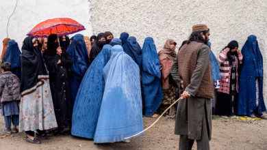 Photo of Afghan Women’s Rights Activists in Pakistan Face Deportation and Persecution Risks