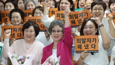 Photo of South Korean Woman Acquitted Decades After Defending Herself in Sexual Assault Case