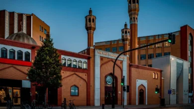 Photo of UK Minister Condemns East London Mosque for Barring Women from Charity Run