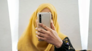Photo of Afghan Women Lose Last Hope as Taliban Enforce Nationwide Internet Shutdown