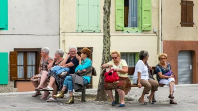 Photo of Why Women Live Longer Than Men: New Research Reveals Key Biological and Evolutionary Factors